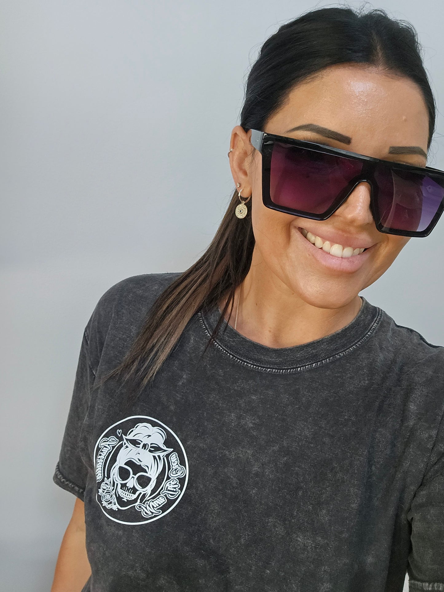 Sunglasses- black / purple