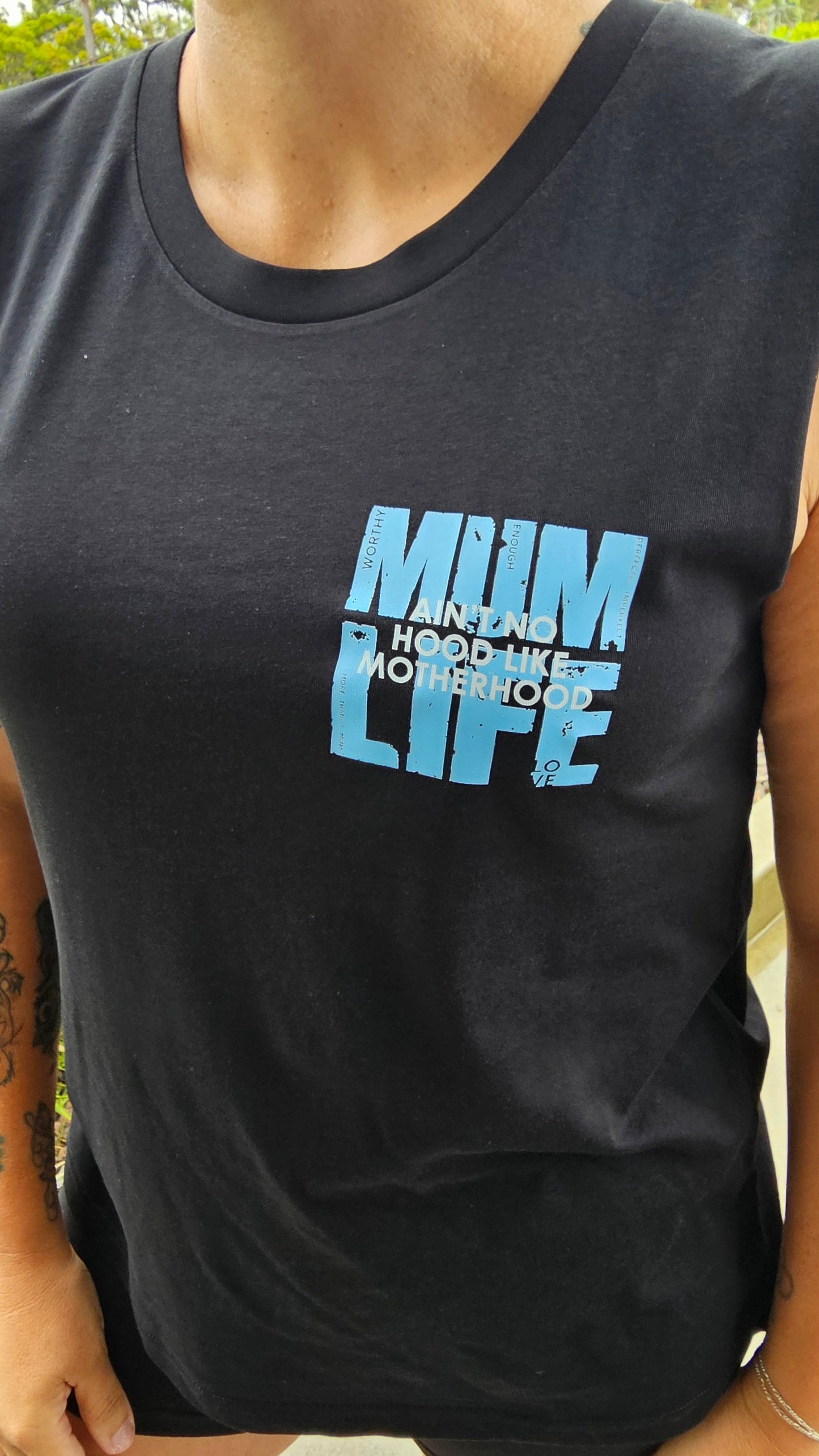 Aint No Hood Muscle Tee