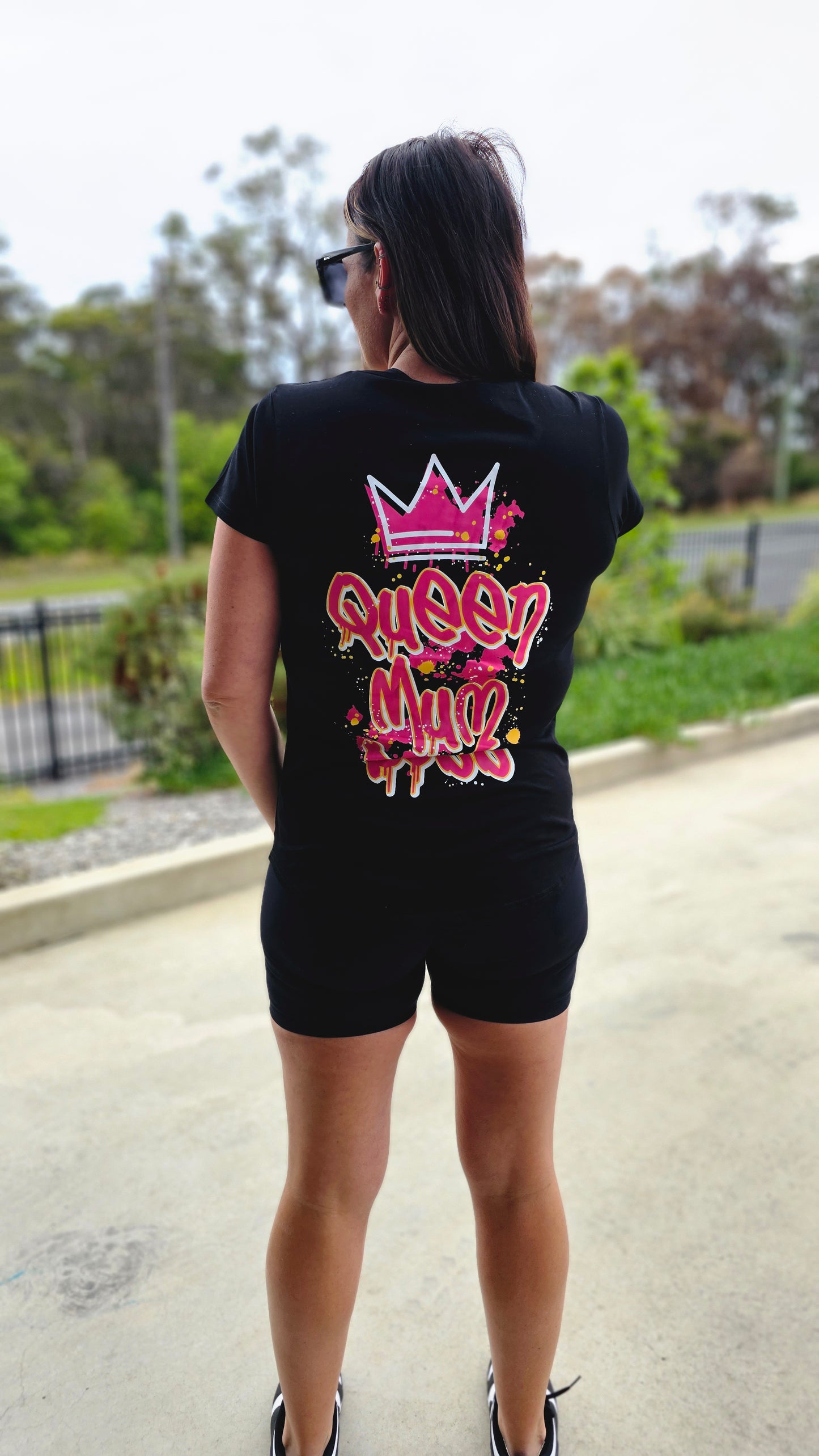 Queen Mum Boss Black T-Shirt