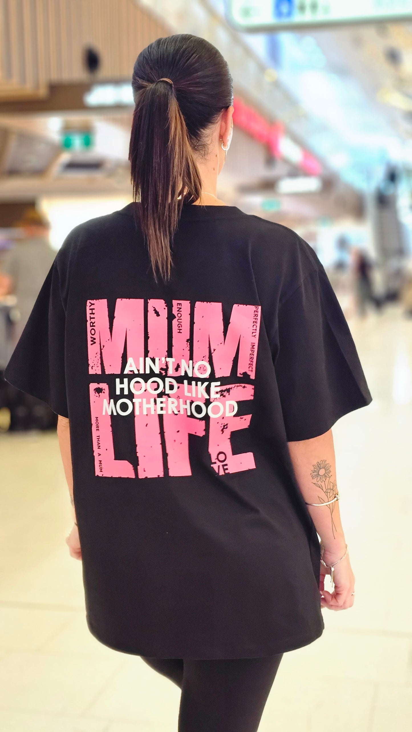 Aint No Hood Mumlife T-Shirt